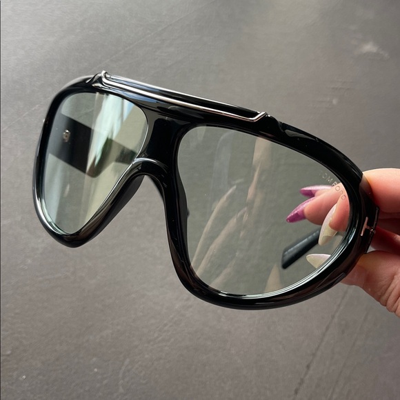 Tom Ford Linden FT1094 Unisex Sunglasses Black Frame main image 7